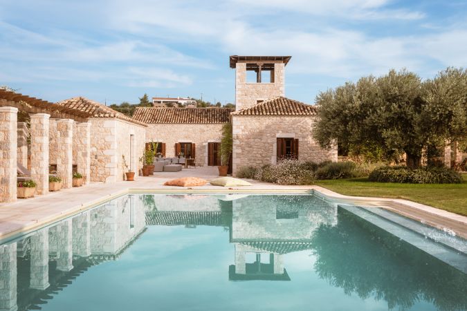 Villa Theta